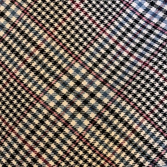plaid/houndstooth skirt with zipper detail - Picture 2 of 3